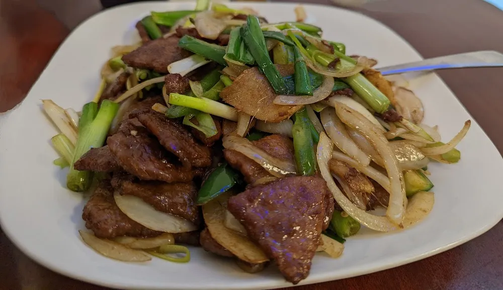 Stir Fried Ginger Onion with Beef